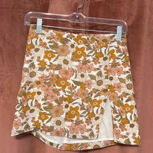 12th Tribe Floral Skirt size S